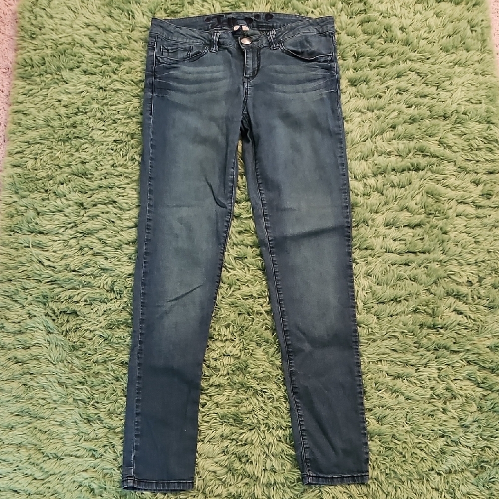 3/$20🎉 Women's Jolt Jeans